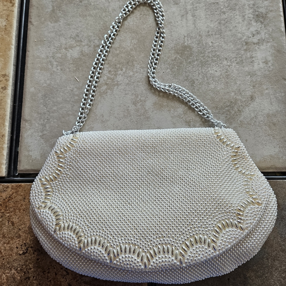 Vintage faux pearl beaded handbag